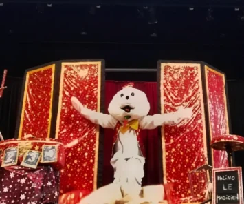 Lapin mascotte du magicien Polino