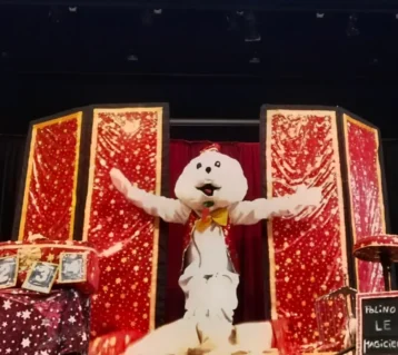 Lapin mascotte du magicien Polino
