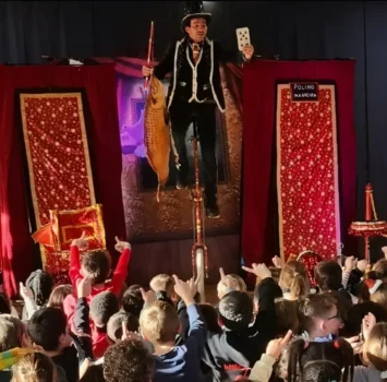 Magicien Jongleur