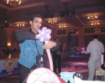 Sculpteur de ballons pour soirée privé