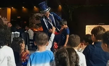Magicien à Sèvres