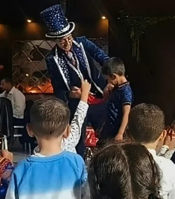 Magicien à Sèvres